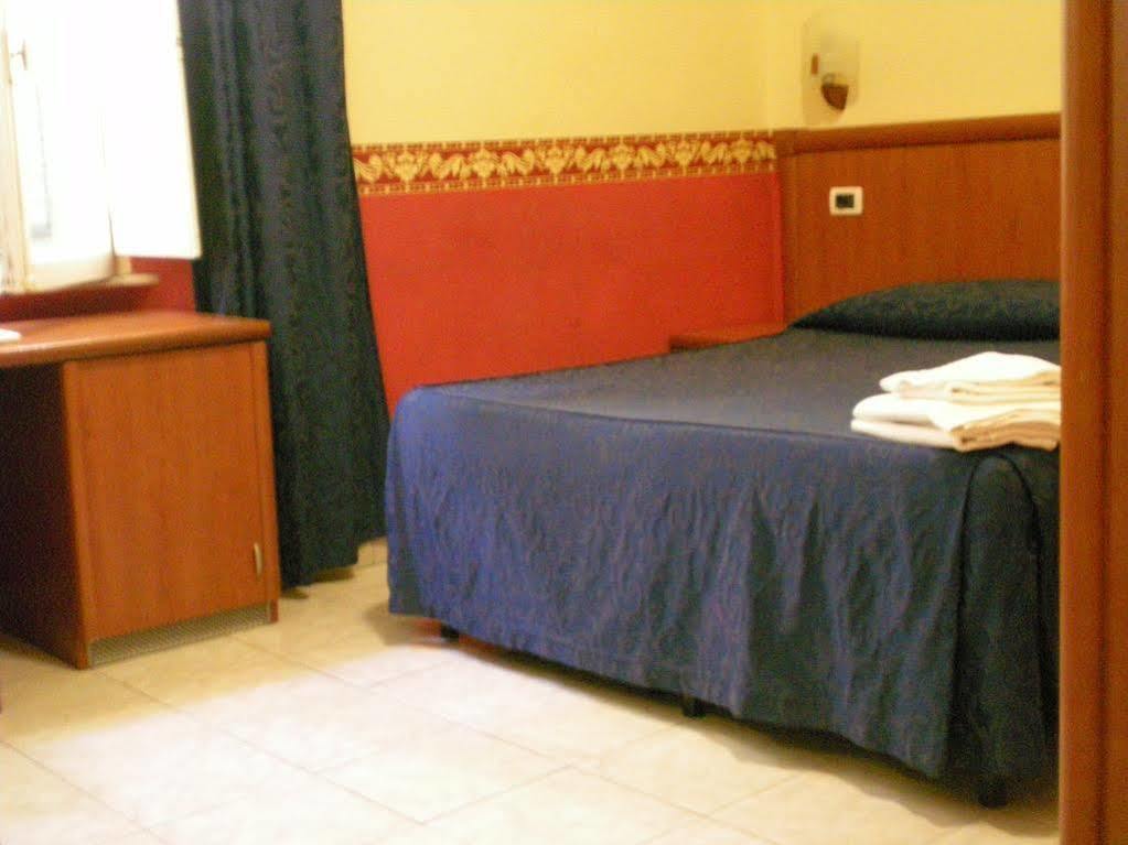 Hotel Les Artes Roma Exterior foto